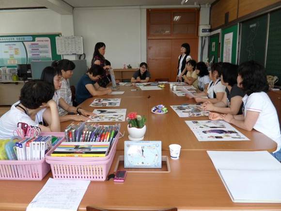 학부모 집단미술치료 실시
