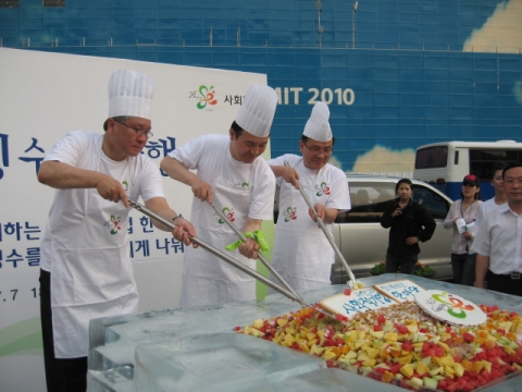 “요리에 숨결을 불어 넣는 푸드스타일리스트에 도전하자”