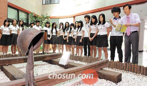 "우리학교는 '통일'이 필수 과목"