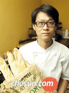 [직업탐색] 끊임없이 메뉴·디자인 연구"노력이 제빵왕 만들어요"