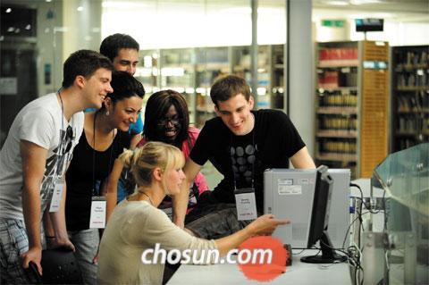 [글로벌 명문 포스텍] "여기가 한국 대학 맞아요?"