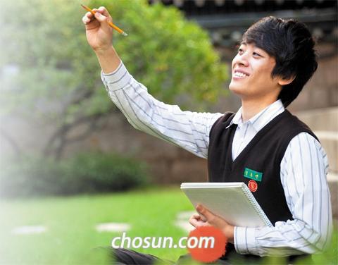 [新 학교짱] 시집 200권 독파 매일 시 한편씩 써 수상 34회 '글짓기 왕'