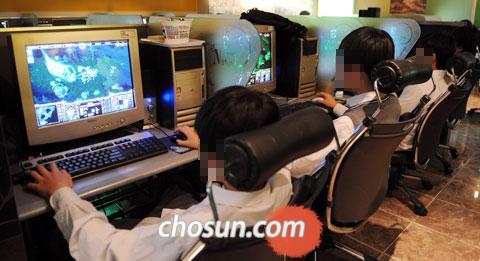 [글과 담 쌓은 세대] '크리(상황이 악화됨)', '병맛(어이없음)'… 입만 열면 인터넷 은어