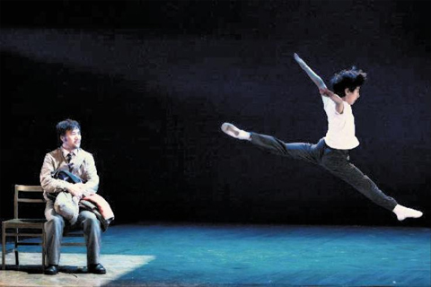 빌리의 발레에 빠져볼까? 별난 사과를 만나볼까?