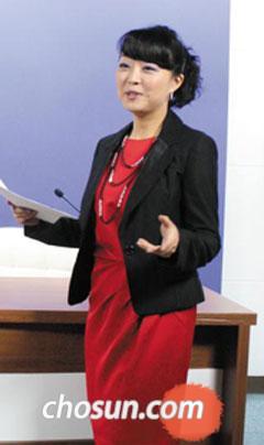 "영어스피치 비법? 첫째는 자신감, 둘째는 연습이죠"