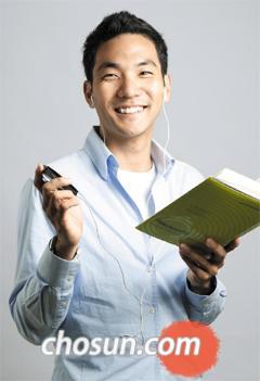 미드로 말귀 트고, 섀도스피킹으로 말문 열어