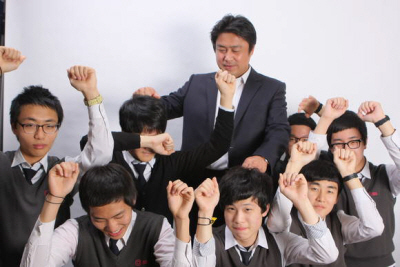 '사제의 정'은 훈훈했다