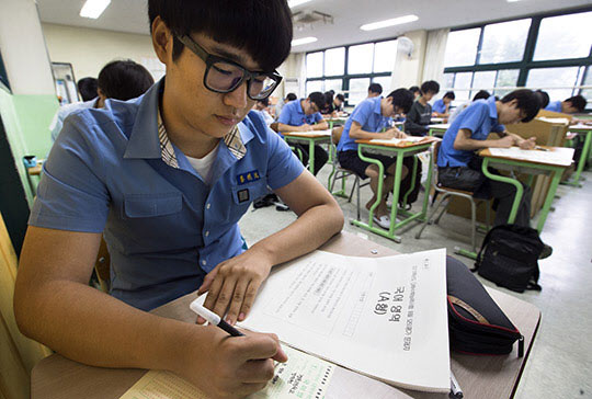 [조선에듀] 사탐,작년 수능·6월 모평과 난도 비슷… 과탐, EBS문제 결합·변형 출제 