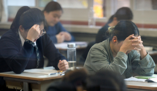 [9월 모의고사] 국어, 전년도 수능보다 어려워… 복합 지문 대거 등장