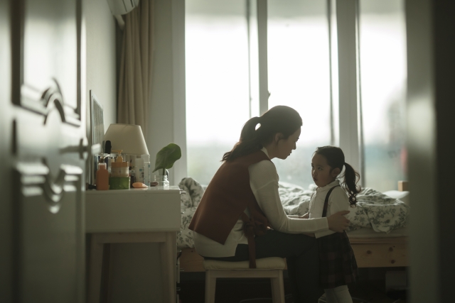 부모를 옥죄는 시대의 짐, ‘훈육의 삼중고’