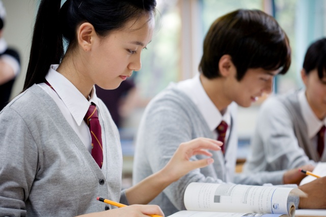 국·수·탐은 올랐는데… N수생 4명 중 1명 영어 등급 하락