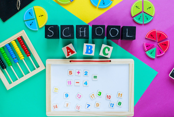 [스쿨플랫이 바꾼 수학 수업] 에듀테크 대홍수 시대, AI 코스웨어 선택의 기준